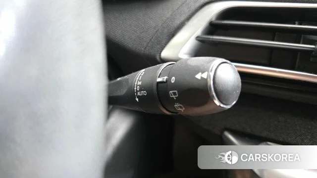 Peugeot 5008 second generation id 4693998 из Кореи 24