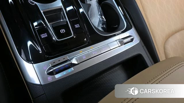 Kia Carnival 4th generation id 4186643 из Кореи 24