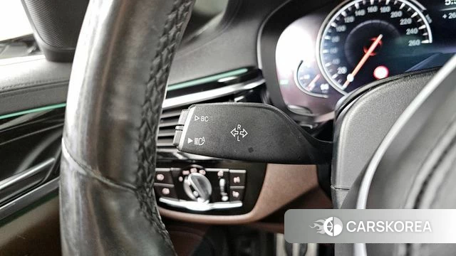 BMW 5 Series (G30) id 4378079 из Кореи 24