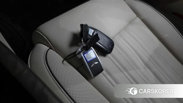Genesis G90 id 4495624 из Кореи 24