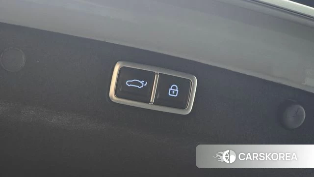 Hyundai Grandeur Hybrid (GN7) id 4548796 из Кореи 24