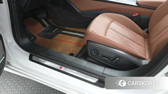 Audi A6 (C8) id 4470710 из Кореи 24