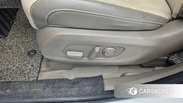 Kia Carnival 4th generation id 4632255 из Кореи 24