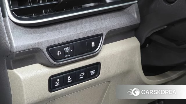 Kia The New Carnival 4th Generation id 4442555 из Кореи 24