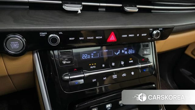 Kia Carnival 4th generation id 4281707 из Кореи 24