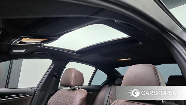BMW 5 Series (G30) id 4872428 из Кореи 24