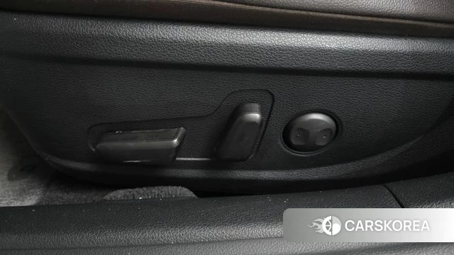 Hyundai The New Grandeur IG id 4937114 из Кореи 24