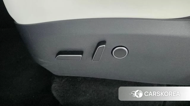 Tesla Model Y id 4749409 из Кореи 24