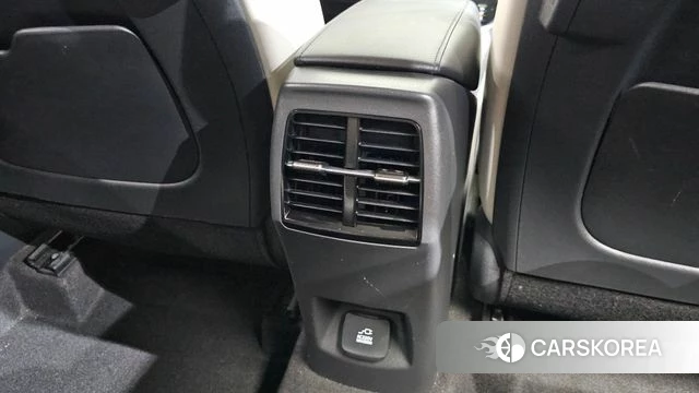 Kia Di Ol Nu Niro id 4898883 из Кореи 23