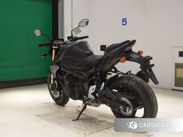 Проданный Suzuki GSR750 ABS id 4012139 из Японии, фото 24