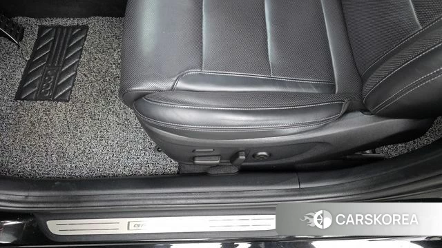 Hyundai Grandeur IG id 4703526 из Кореи 24