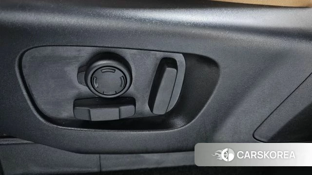 Land Rover Discovery 5 id 4315040 из Кореи 24