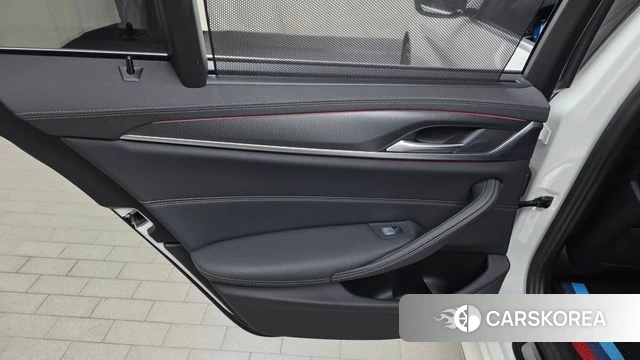 BMW 5 Series (G30) id 4330127 из Кореи 24