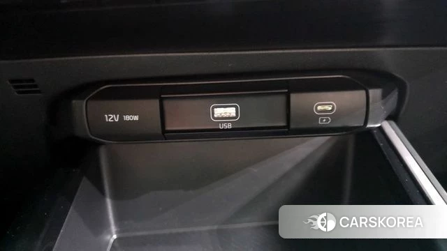 Kia Di Ol Nu Niro id 4231342 из Кореи 24