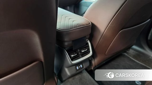Hyundai Grandeur (GN7) id 4928856 из Кореи 24
