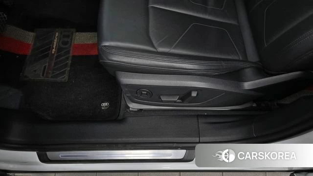 Audi Q3 (F3) id 4717209 из Кореи 24