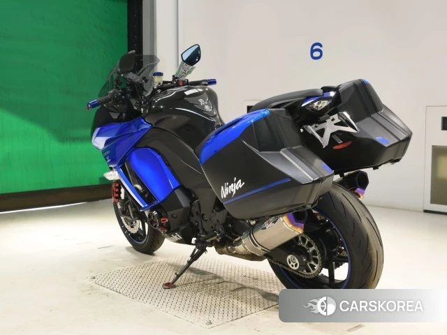 Проданный Kawasaki NINJA 1000 ABS id 4020115 из Японии, фото 24
