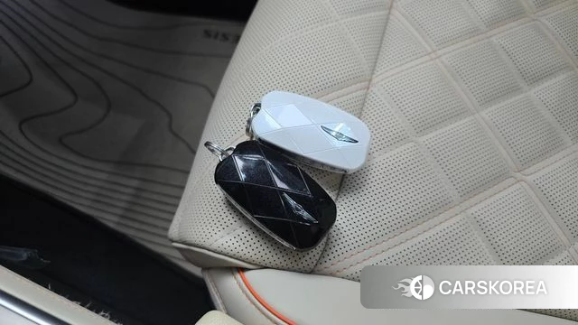 Genesis GV70 id 4752879 из Кореи 24