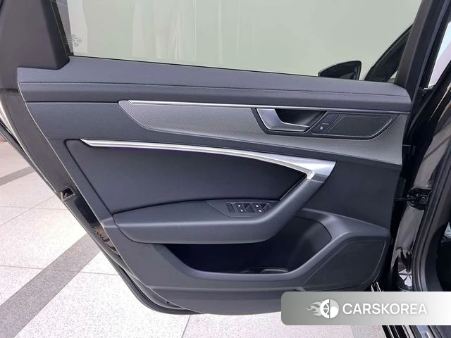 Audi A6L id 4335853 из Китая 24