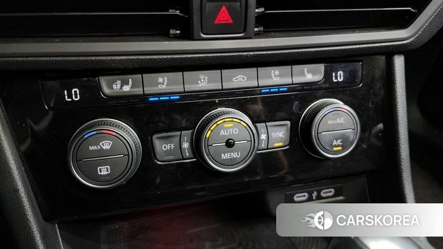 Volkswagen 7th Generation of Jetta id 4202701 из Кореи 24