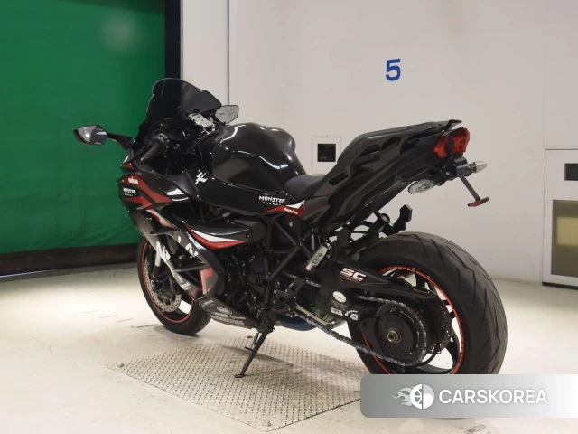 Проданный Kawasaki NINJA H2 SX id 4015920 из Японии, фото 24