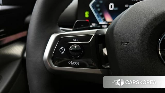 BMW 5 Series (G60) id 4185665 из Кореи 24