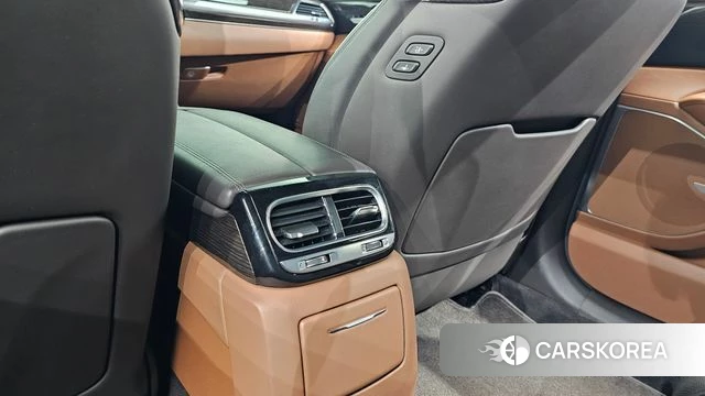 Genesis G90 id 4626000 из Кореи 24