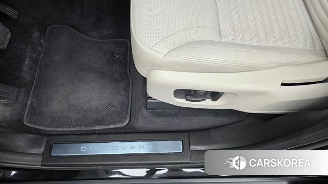 Land Rover Discovery 5 id 4763366 из Кореи 24