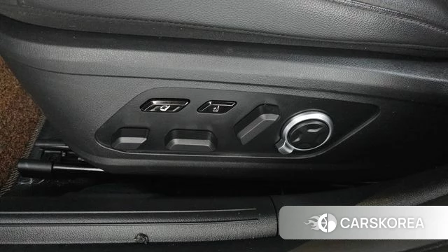 Hyundai Grandeur (GN7) id 4302517 из Кореи 24