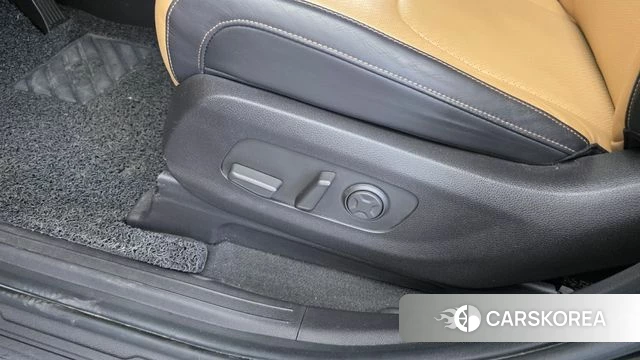 Kia Carnival 4th generation id 4338579 из Кореи 24