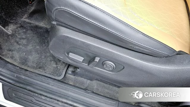 Kia Carnival 4th generation id 4224336 из Кореи 24