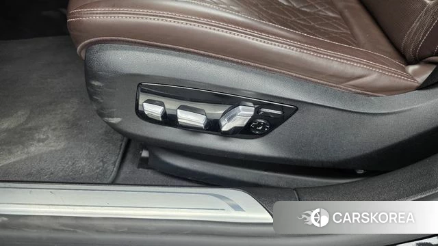 BMW 7 Series (G11) id 4541860 из Кореи 24