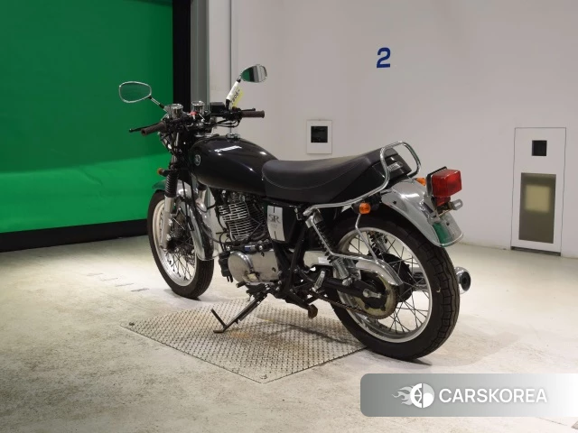 Yamaha SR 400 id 3945375 из Японии 24
