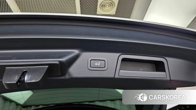 Land Rover Range Rover Velar id 4471672 из Кореи 24