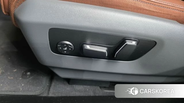 BMW 5 Series (G60) id 4734745 из Кореи 24