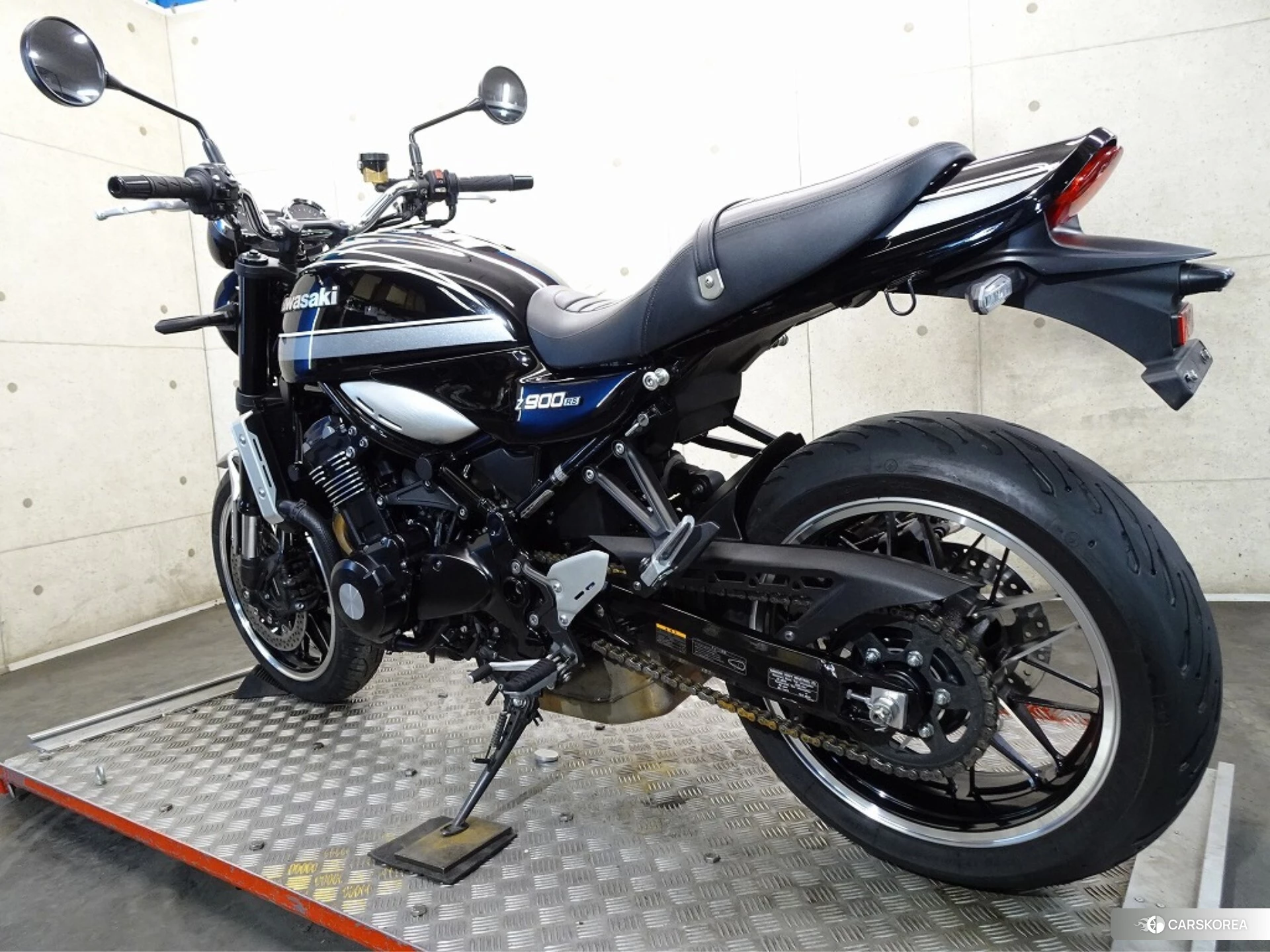 Kawasaki Z900RS id 3950371 из Японии 24