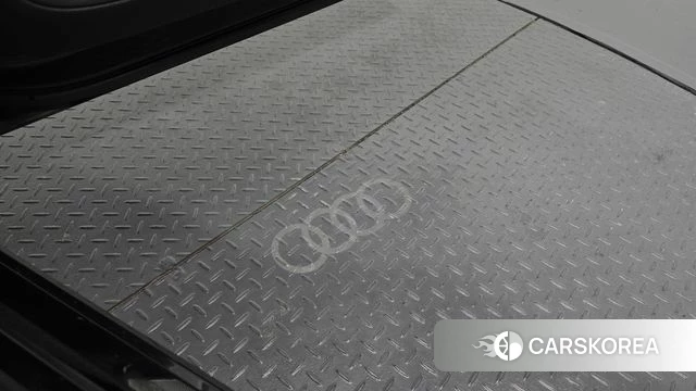 Audi A8 (D5) id 4267860 из Кореи 24