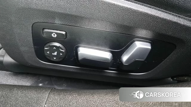 BMW 3 Series (G20) id 4423487 из Кореи 24