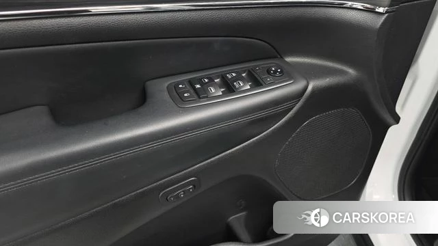 Jeep Grand Cherokee id 4882194 из Кореи 24