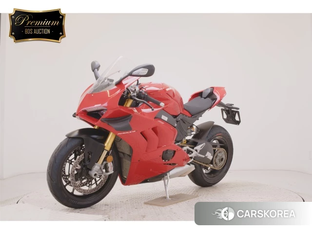 Ducati PANIGALE V4 S id 4191853 из Японии 24