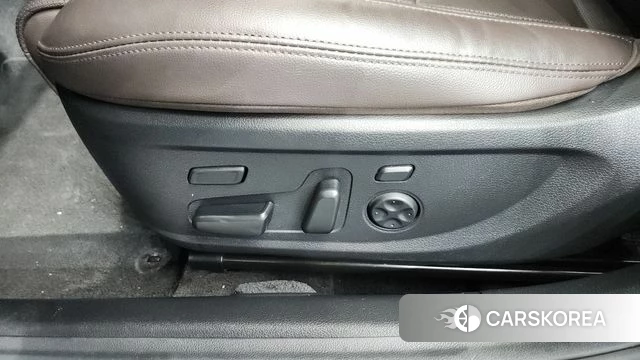 Hyundai The New Grandeur IG id 4604001 из Кореи 24