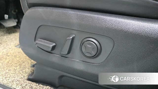 Kia Carnival 4th generation id 4619297 из Кореи 24