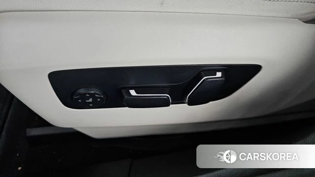 BMW 5 Series (G60) id 4381016 из Кореи 24