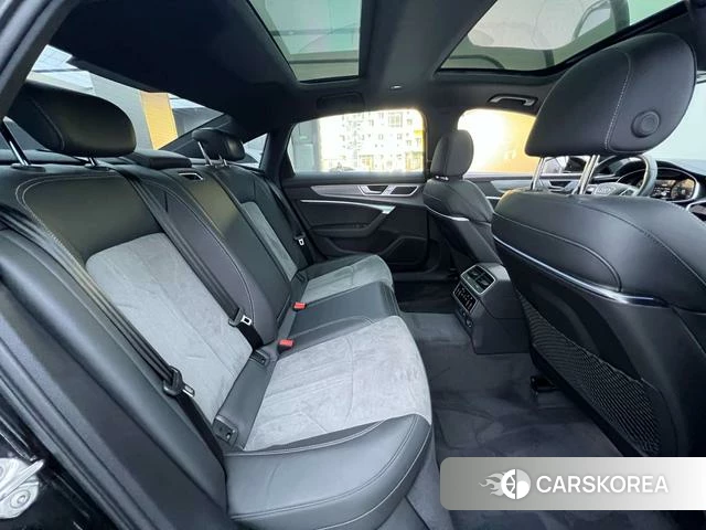 Audi A6L id 4335778 из Китая 24