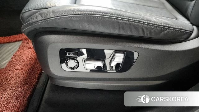BMW X5 (G05) id 4476393 из Кореи 24
