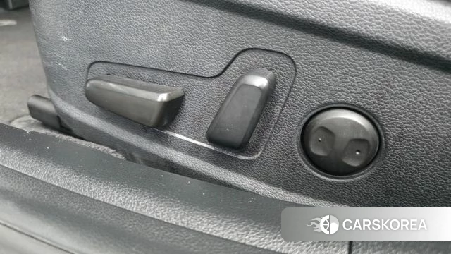 Hyundai The New Grandeur IG id 4310338 из Кореи 24