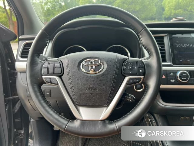 Toyota Highlander id 4320885 из Китая 24