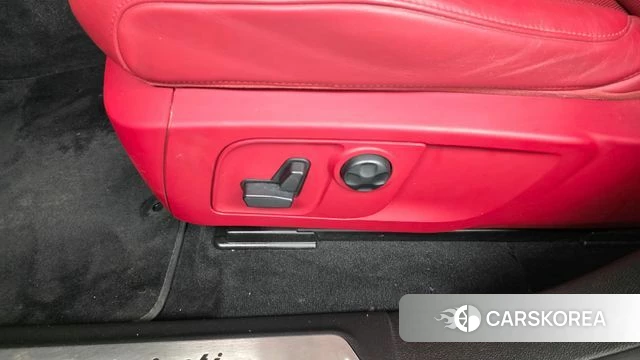 Maserati Levante id 4581506 из Кореи 24