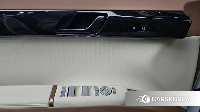 Hyundai Grandeur (GN7) id 4243768 из Кореи 24