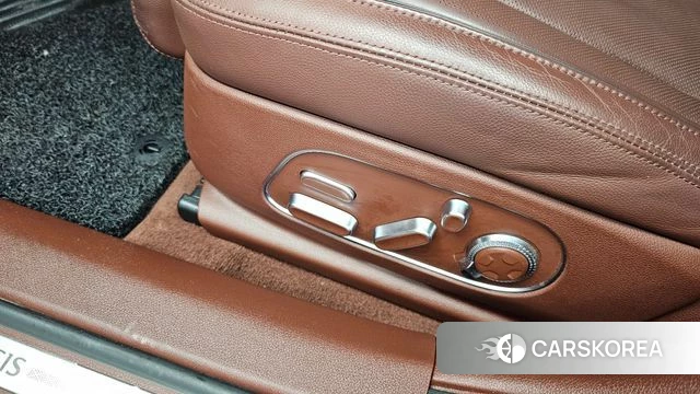 Genesis G90 (RS4) id 4763594 из Кореи 24